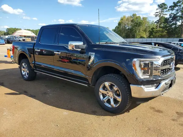 1FTFW1E87PFC23835 — 2023 Ford F-150, фото 4 с аукциона Copart, Боковая часть