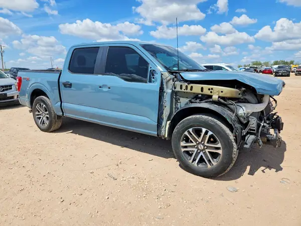 1FTEW1CP3PKD17658 — 2023 Ford F-150, фото 4 с аукциона Copart, Передняя часть