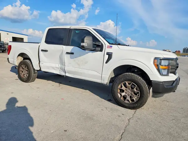 1FTFW1P86PKG06461 — 2023 Ford F-150, фото 4 с аукциона Copart, Боковая часть