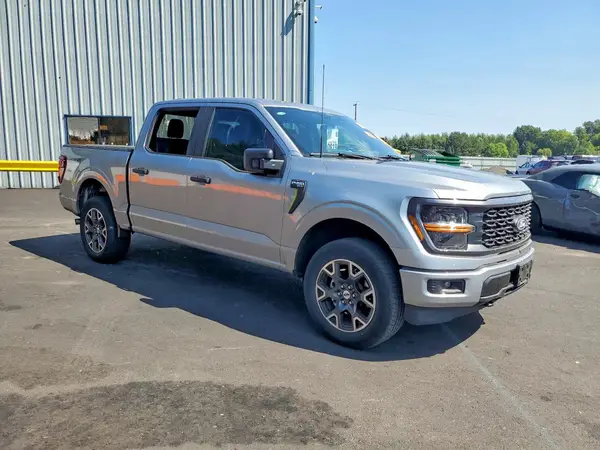 1FTEW2LP6RKE45143 — 2024 Ford F-150, фото 4 с аукциона Copart, Вандализм