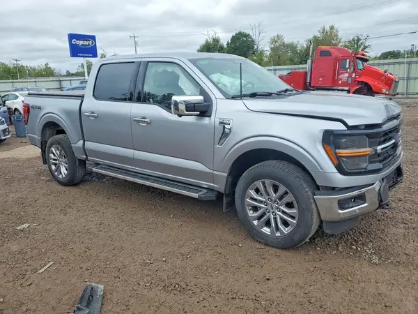 1FTFW3L84RFA57016 — 2024 Ford F-150, фото 4 с аукциона Copart, Передняя часть