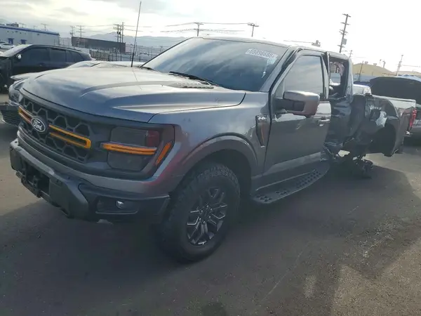 1FTFW4L83RFB37560 — 2024 Ford F-150, Боковая часть (Side), фото до ремонта