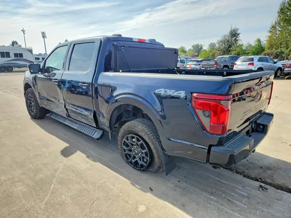 1FTFW3L80RKE53385 — 2024 Ford F-150, фото 2 с аукциона Copart, Боковая часть