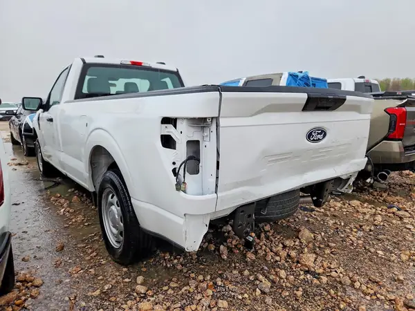 1FTMF1KP0SKF65565 — 2025 Ford F-150, фото 2 с аукциона Copart, Передняя часть