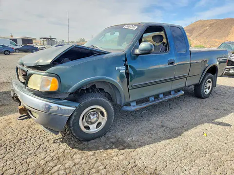 1FTRX18W52NB54663 — 2002 Ford F150, Передняя часть (Front End), фото до ремонта
