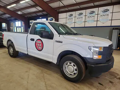2016 Ford F150 VIN 1FTMF1C89GKF37990 фото 4