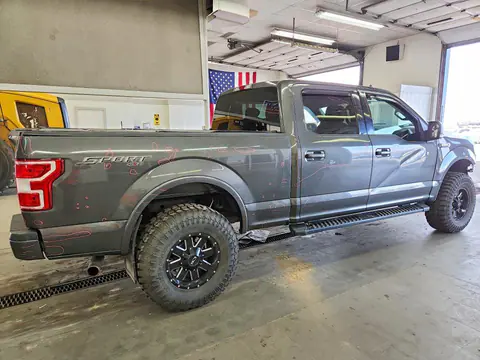2018 Ford F150 VIN 1FTFW1E51JKD75744 фото 3