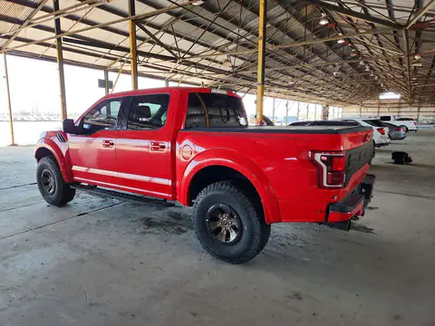 1FTFW1RG7KFC45635 — 2019 Ford F150, фото 2 с аукциона Copart 30.09.2026, Мелкие вмятины и царапины