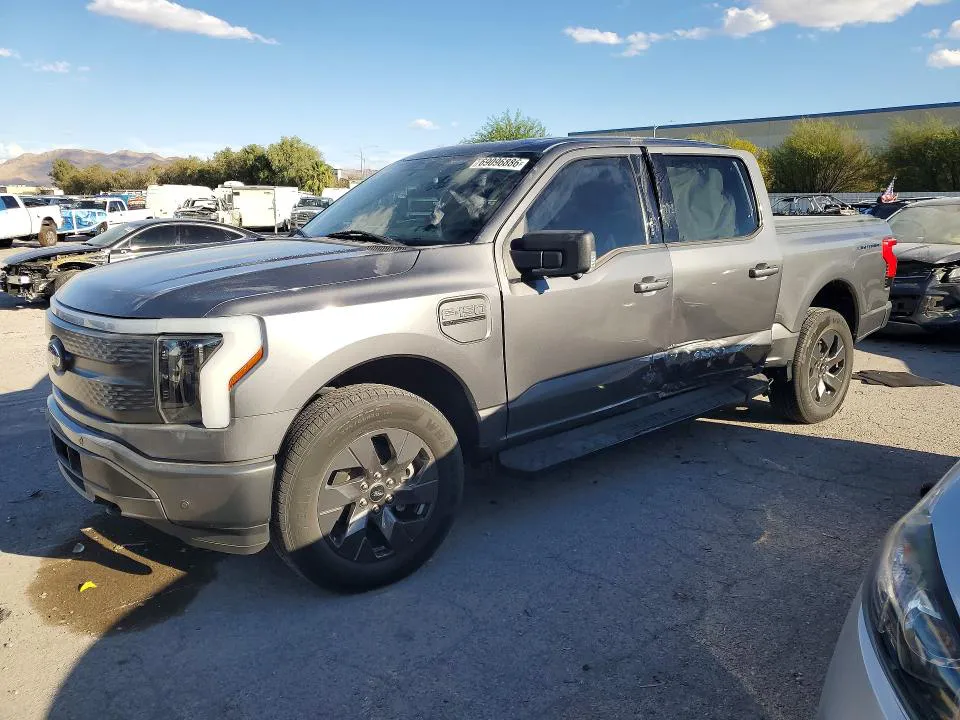 2023 Ford F150 VIN 1FT6W1EV9PWG42484 фото 1