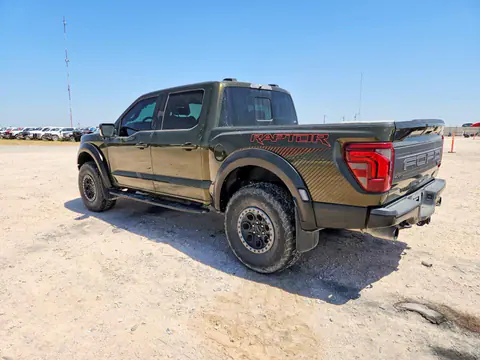 2024 Ford F150 VIN 1FTFW1RGXRFA43270 фото 2