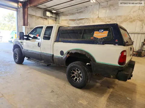 2008 Ford F250 Super Duty VIN 1FTSX21R18EA41264 фото 2