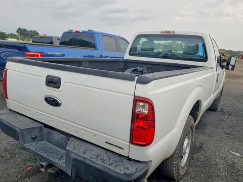 2015 FORD F250 VIN 1FTBF2A61FEA70446 фото 3
