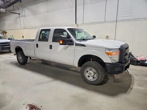1FT7W2B68FEC82703 — 2015 Ford F250, фото 4 с аукциона Copart 29.09.2026, Мелкие вмятины и царапины