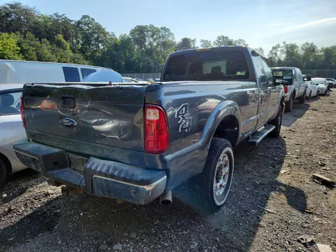 2015 FORD F250 VIN 1FT7X2B6XFEB20195 фото 3