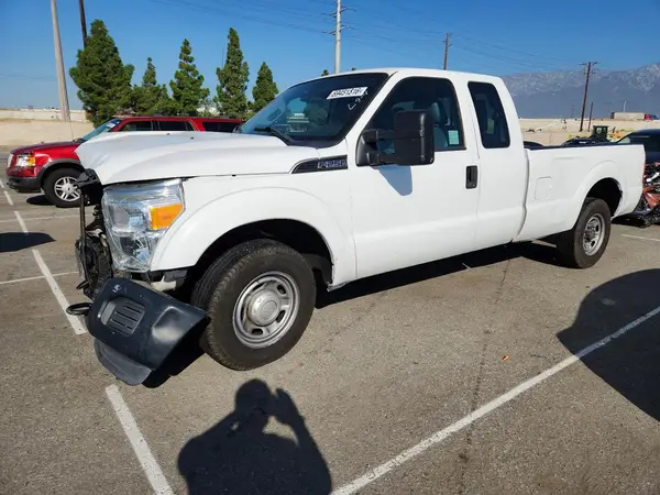 1FT7X2A67GED47458 — 2016 Ford F250, Передняя часть (Front End), фото до ремонта