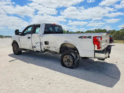 2017 FORD F250 VIN 1FT7X2B68HED29972 фото 2