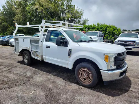 2017 Ford F250 VIN 1FDBF2A65HEB70158 фото 4