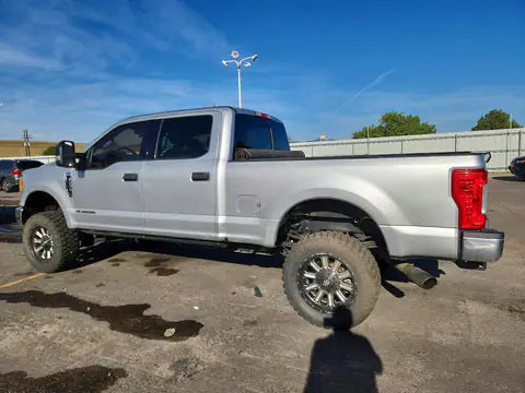 1FT7W2BT6HED52658 — 2017 Ford F250, фото 2 с аукциона Copart 14.10.2026, Град