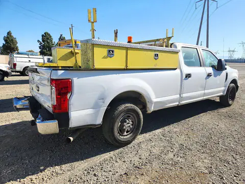 2017 Ford F250 VIN 1FT7W2A66HEF48773 фото 3