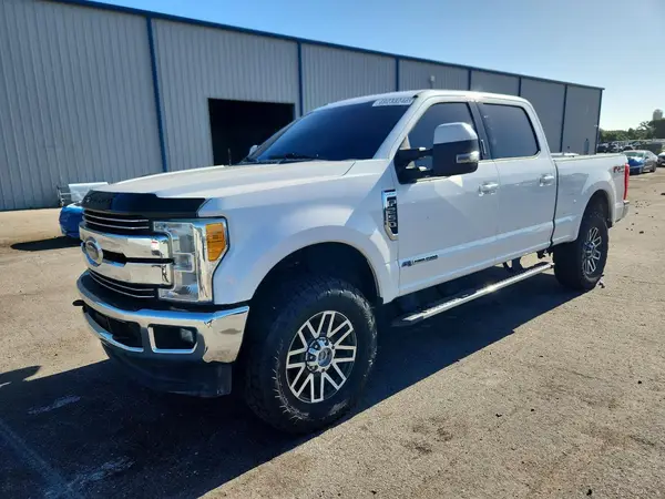 1FT7W2BT4HEF31068 — 2017 Ford F250, Механические повреждения (Mechanical), фото до ремонта
