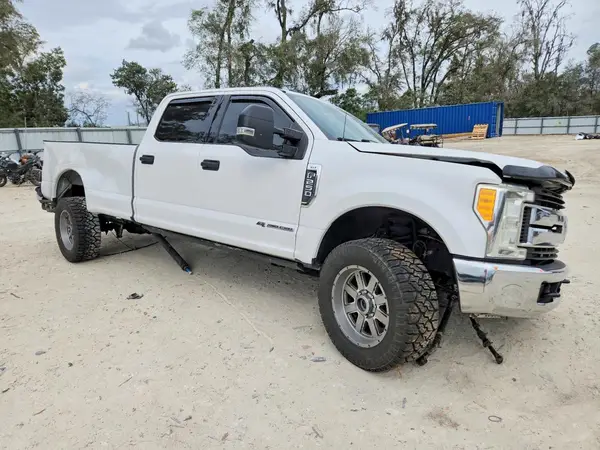 1FT7W2BT9HEC65241 — 2017 Ford F250, фото 4 с аукциона Copart 29.09.2026, Повреждения со всех сторон