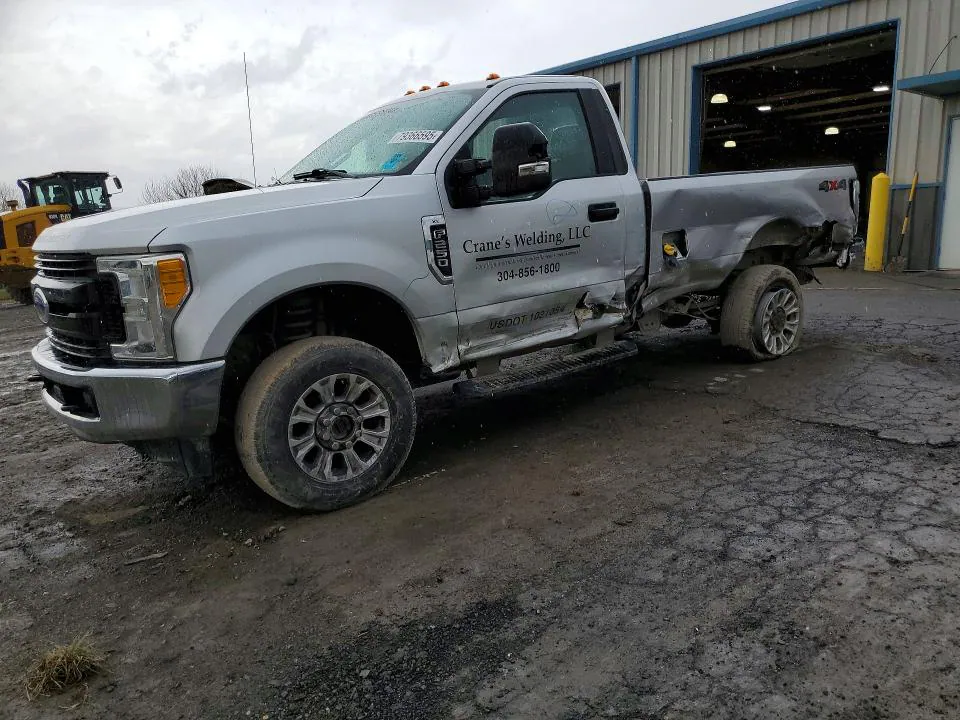 2017 FORD F250 VIN 1FTBF2B61HEF44767 фото 1