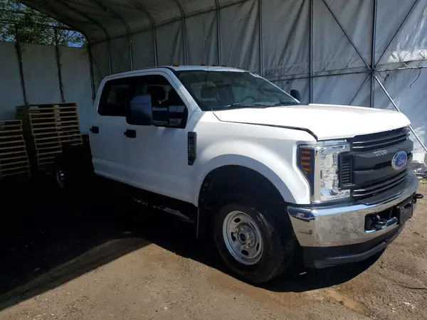 1FT7W2BT0JEC84475 — 2018 Ford F250, фото 4 с аукциона Copart 03.10.2026, Механические повреждения