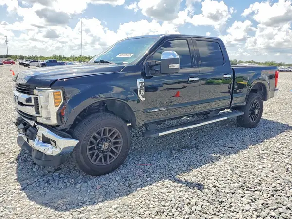 1FT7W2BT8JEB80106 — 2018 Ford F250, Передняя часть (Front End), фото до ремонта