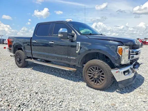 1FT7W2BT8JEB80106 — 2018 Ford F250, фото 4 с аукциона Copart, Передняя часть