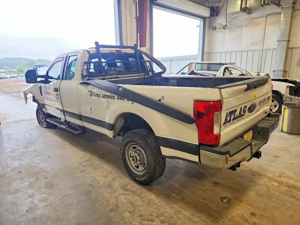 2019 FORD F250 VIN 1FT7X2B64KEG68056 фото 2