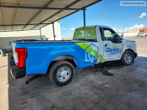 2019 Ford F250 Super Duty VIN 1FTBF2A61KEG54744 фото 3
