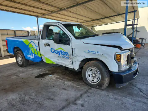 2019 Ford F250 Super Duty VIN 1FTBF2A61KEG54744 фото 4