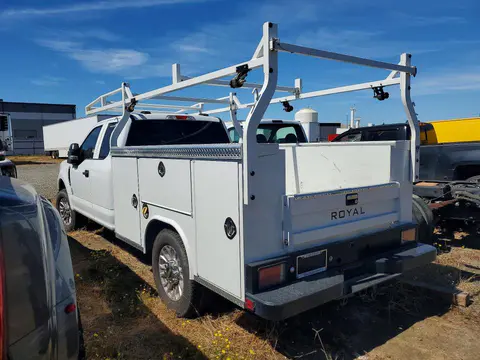 2022 Ford F250 VIN 1FT7X2A66NEF27656 фото 2