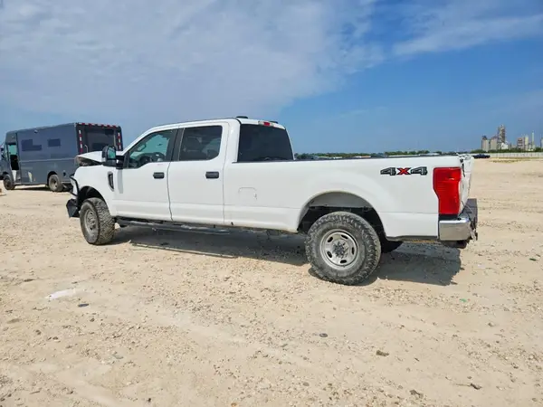 1FT7W2B66NEG40783 — 2022 Ford F250, фото 2 с аукциона Copart, Передняя часть