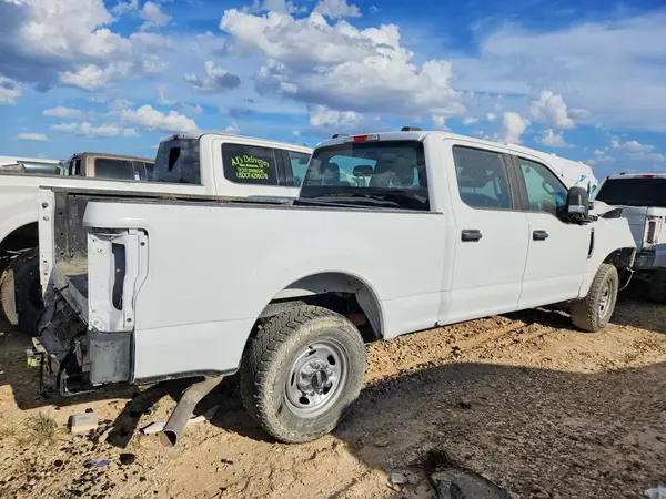 1FT7W2A63NEE59349 — 2022 Ford F250, фото 3 с аукциона Copart, Передняя часть