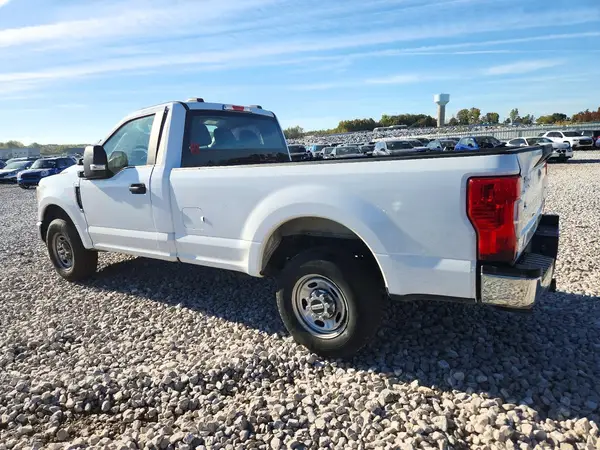 1FTBF2A62NEG45734 — 2022 Ford F250, фото 2 с аукциона Copart, Боковая часть