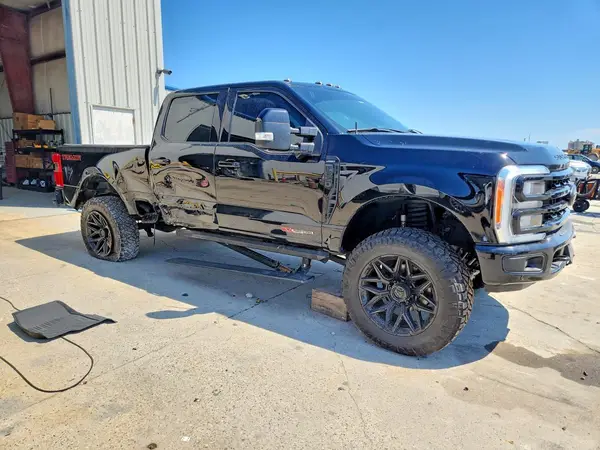 1FT8W2BM6PEE07637 — 2023 Ford F250, фото 4 с аукциона Copart, Боковая часть