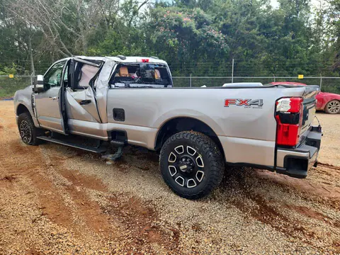 2024 Ford F250 VIN 1FT8W2BN7REE06640 фото 2