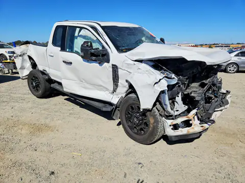 2024 Ford F250 VIN 1FT8W2BN2REF36972 фото 4