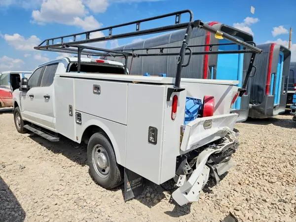 1FD7W2AA9REE29827 — 2024 Ford F250, фото 2 с аукциона Copart 14.10.2026, Задняя часть