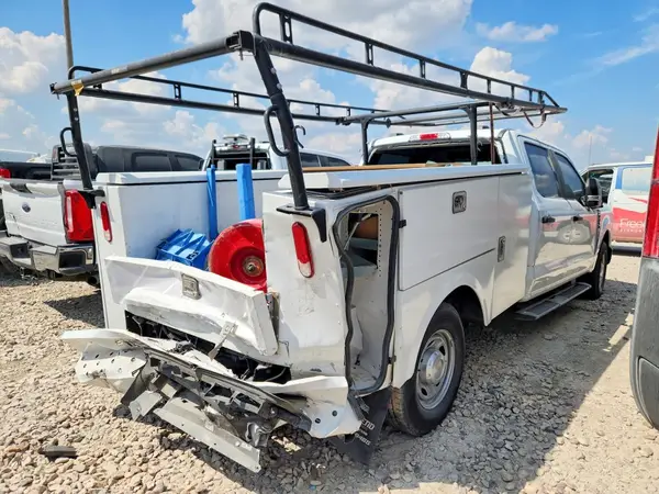 1FD7W2AA9REE29827 — 2024 Ford F250, фото 3 с аукциона Copart 14.10.2026, Задняя часть