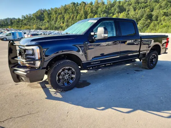 1FT8W2BT8REC25044 — 2024 Ford F250, Подтопление (Water/Flood), фото до ремонта