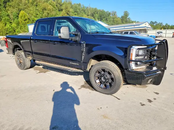 1FT8W2BT8REC25044 — 2024 Ford F250, фото 4 с аукциона Copart, Подтопление