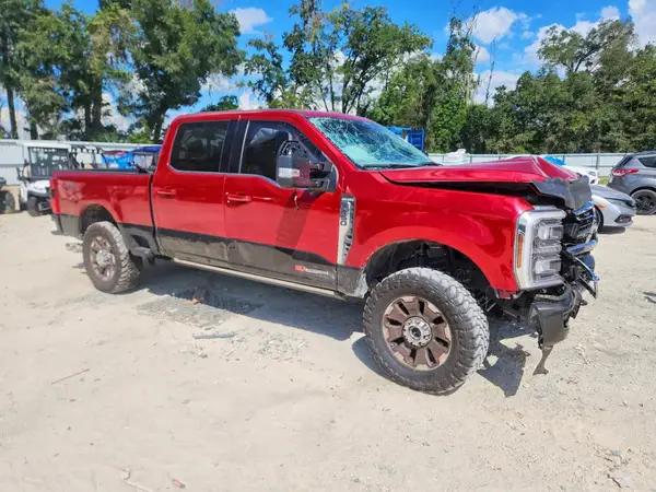 1FT8W2BM2REF09276 — 2024 Ford F250, фото 4 с аукциона Copart, Передняя часть