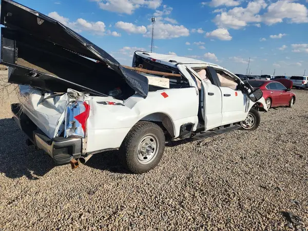 1FT7W2BA0REF95902 — 2024 Ford F250, фото 3 с аукциона Copart 29.09.2026, Повреждения со всех сторон