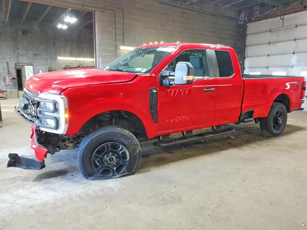 1FT8X2BN5SED80588 — 2025 Ford F250, Передняя часть (Front End), фото до ремонта