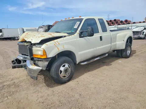 1FTWX33F9XEA62386 — 1999 Ford F350, Передняя часть (Front End), фото до ремонта