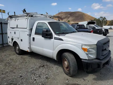 1FDRF3A64DEB92618 — 2013 Ford F350, Мелкие вмятины и царапины (Minor Dent/Scratches), фото до ремонта