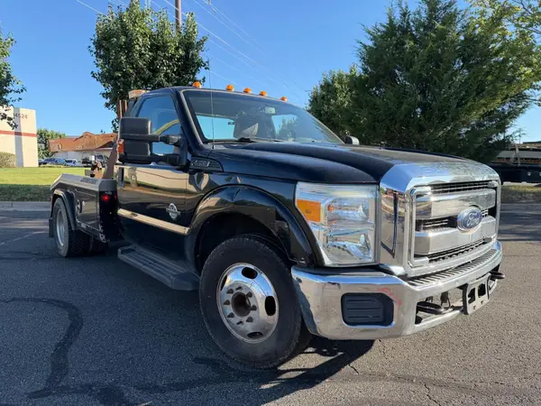 1FDRF3GTXGEA74929 — 2016 Ford F350, Передняя часть (Front End), фото до ремонта