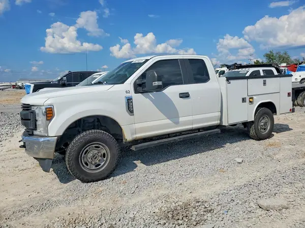 1FT8X3B69KEF57805 — 2019 Ford F350, Передняя часть (Front End), фото до ремонта